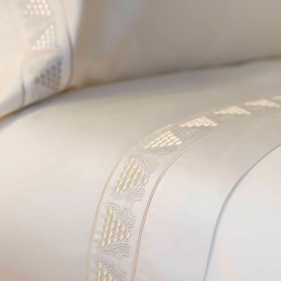 Lalique Soft Furnishings^Raisins top flat sheet